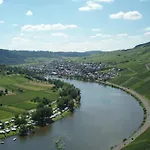 Romantischer Aufenthalt Mit Blick Auf Den Weinberg Apartman Kinheim