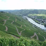 Апартаменты Romantischer Aufenthalt Mit Blick Auf Den Weinberg *
