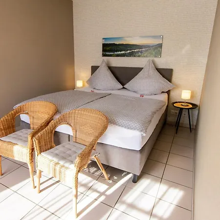 Romantischer Aufenthalt Mit Blick Auf Den Weinberg Kinheim