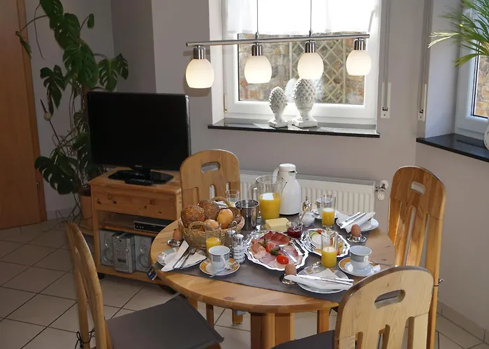 Romantischer Aufenthalt Mit Blick Auf Den Weinberg *