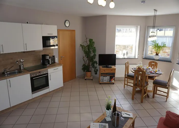 Romantischer Aufenthalt Mit Blick Auf Den Weinberg *